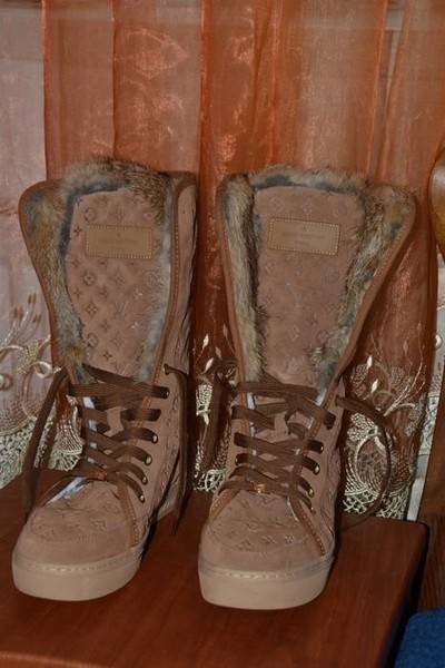 Men Louis Vuitton Boots Brown 38