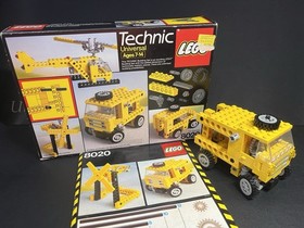 Lego 8020 Technic Universal Building Set 100% Complete w/ Box & Instructions