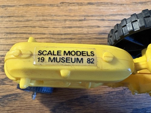 Scale Models 1982 National Farm Toy Yellow Plastic Tractor w/ Man+RED TRACTOR - Picture 7 of 7