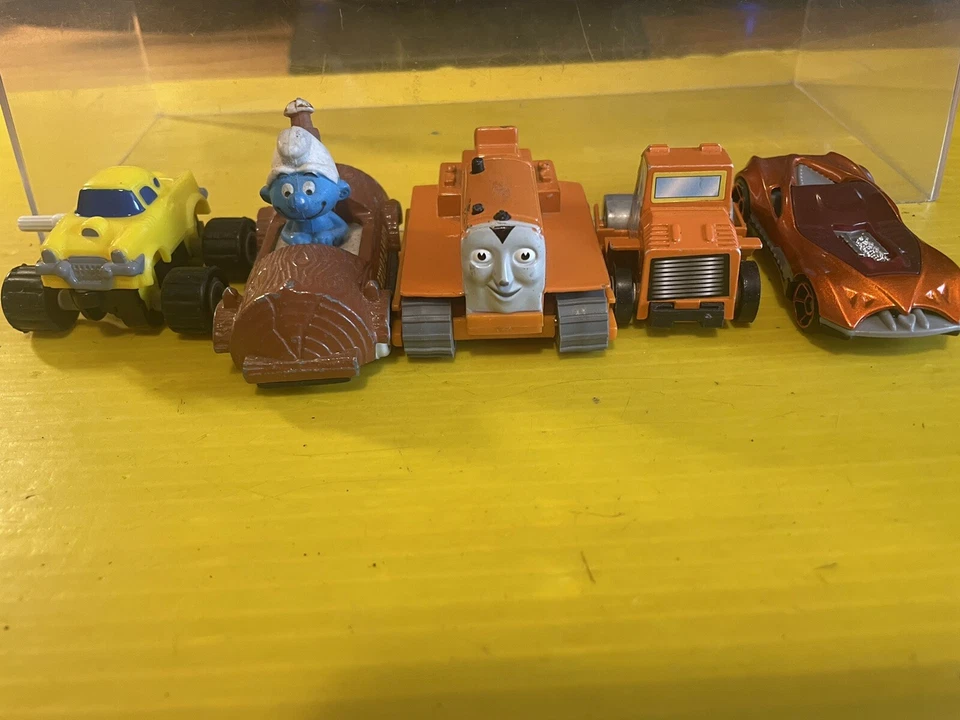 LOTE 50 VEHÍCULOS 10-MISC 1/64 PRIMEROS PASOS-ERTL-HASBRO-McD’s-DISNEY-SMURF RARO DIFÍCIL DE ENCONTRAR Foto 3 de 4