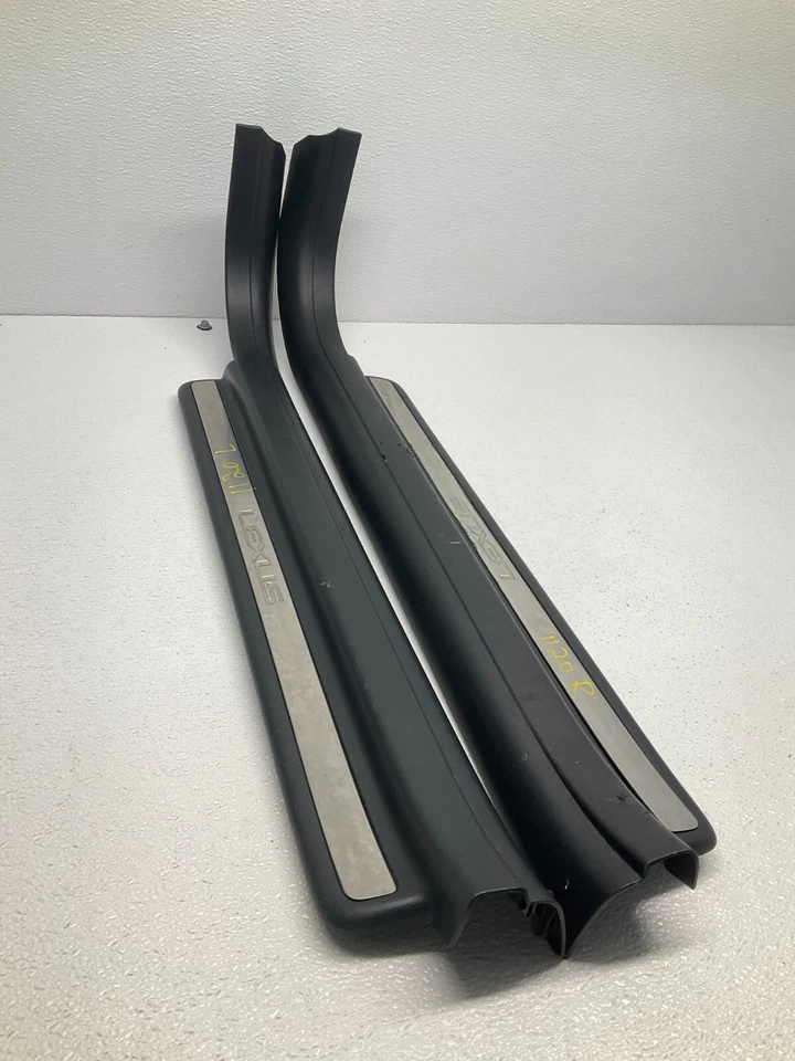 2003-2006 LEXUS ES330 ПЕРЕДНЯЯ ЛЕВАЯ И ПРАВАЯ ДВЕРЬ ПОТЕРТОСТИ 67914-33050 Б/У - Изображение 3 из 4