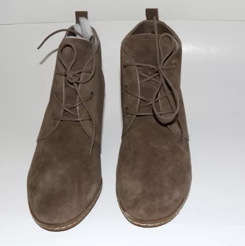 Franco Sarto Brown Suede Ankle Boots 9M Lace-Up Comfy Stylish Barely Worn