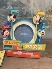 Walt Disney World Mickey and Friends Play in the Park 3 x 3 in Photo Frame NEW