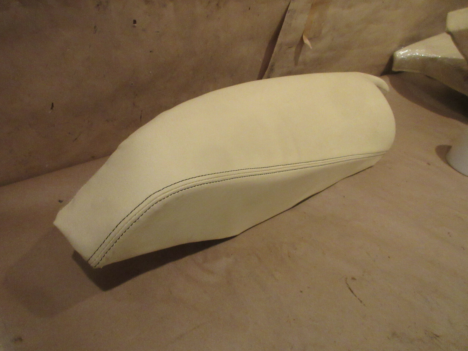 Maserati Quattroporte 05-08- LH Rear Seat Side Bolster Cushion P/N 981388100