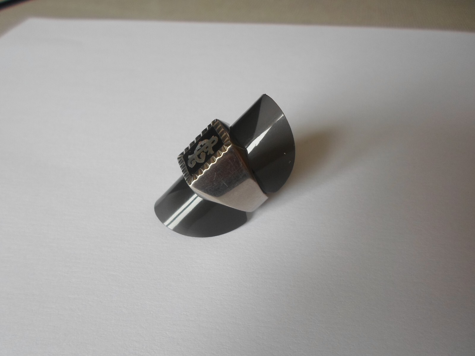 solid silver ring, chiseled knight, size 54 - image 7