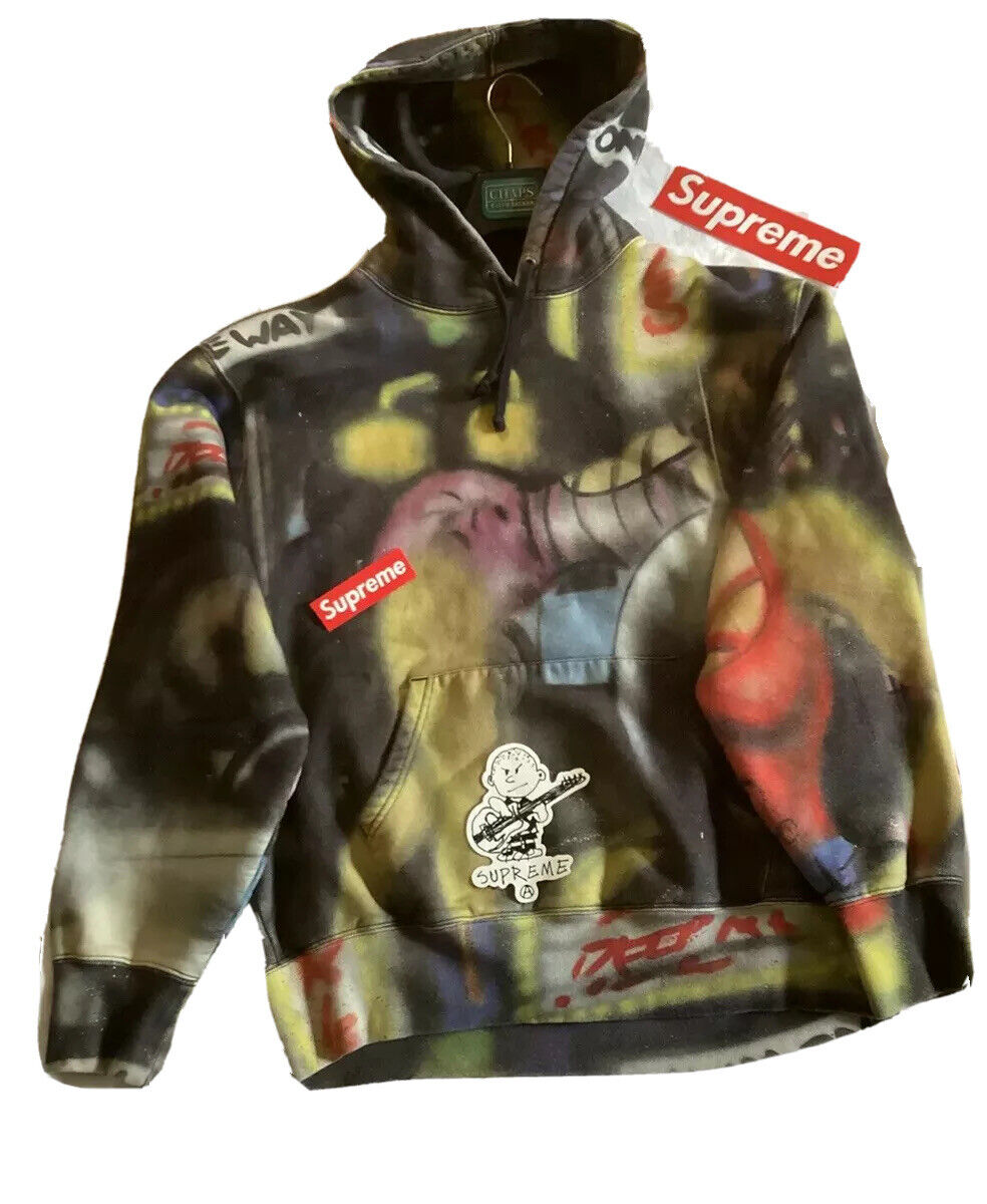 100% Authentic L Supreme Lady Pink Hooded Sweatshirt Multi 100% Authentic L Supreme Lady Pink Hooded Sweatshirt Multi