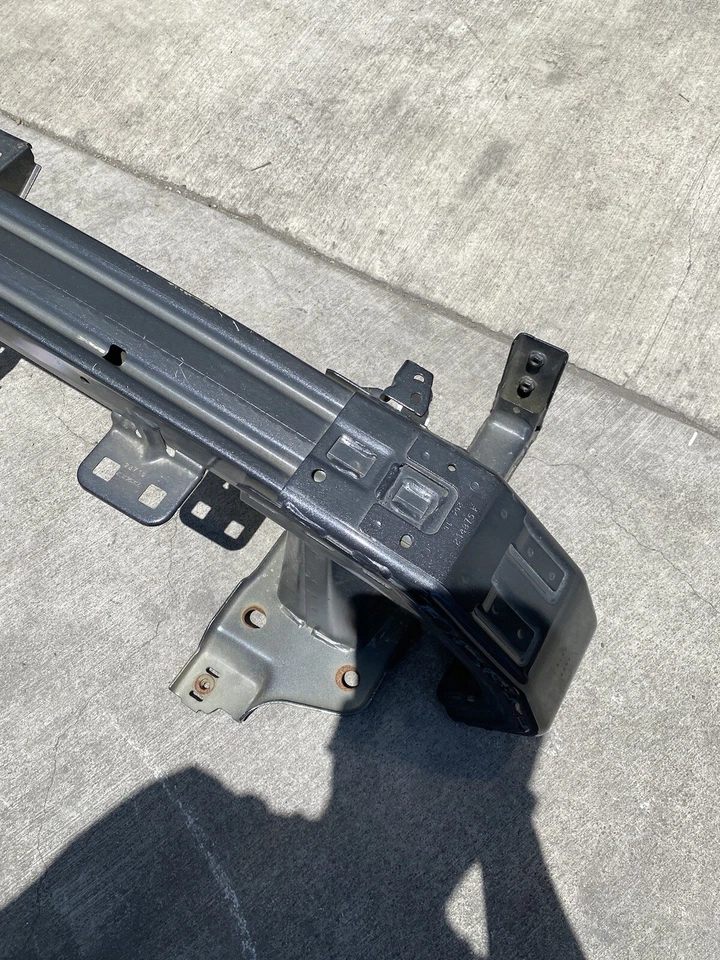 Lincoln MKX 2016 2018 barra delantera refuerzo OEM Foto 4 de 4