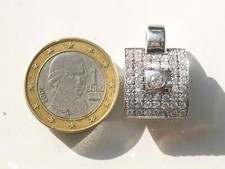 TRES BEAU PENDENTIF en OR BLANC 18K 750 avec PAVAGE de 52 DIAMANTS / 7,20grs