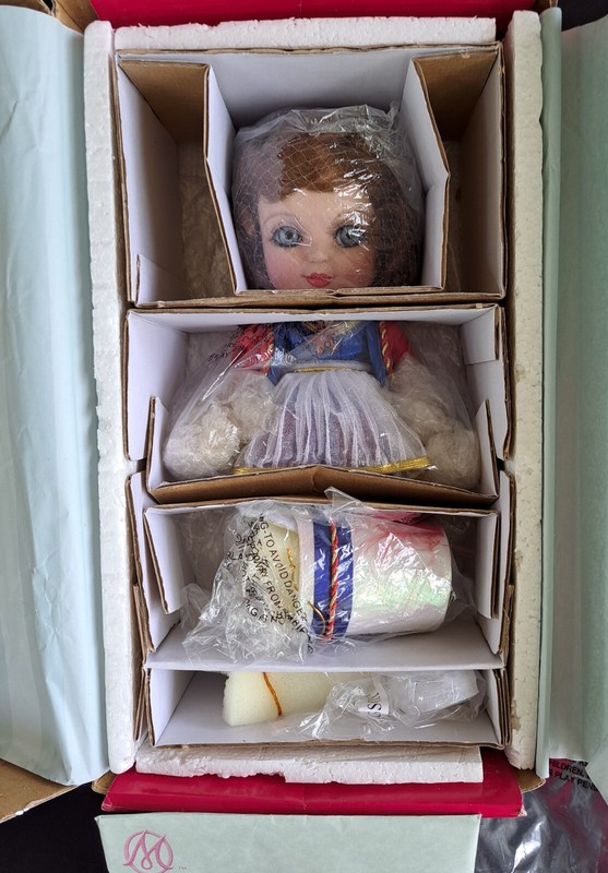 Marie Osmond Adora Belle Parade Doll NRFB ~ #1988/5000 L.E. - USA SHIPPING ONLY