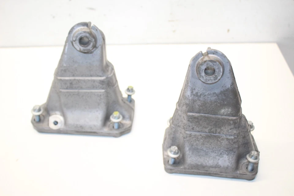 Mercedes-Benz S350 2006 soporte de montaje del motor izquierdo y derecho OEM Foto 3 de 4