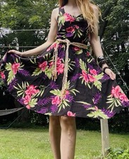 Vintage 90s Hawaiian Tropical Summer Skater Dress Small