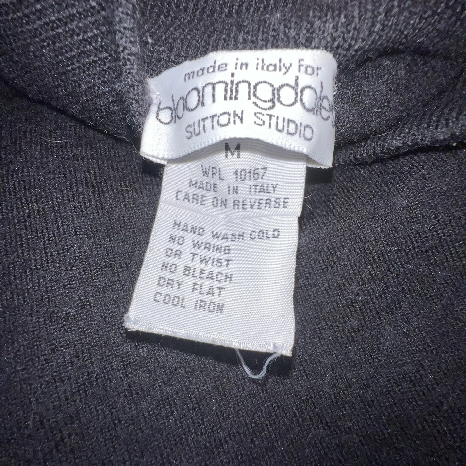 Suéter infantil Bloomingdales SUTTON STUDIO preto gola alta 100% lã Murano m - Imagem 2 de 4