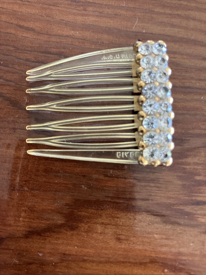 Vintage Plastic Clear Crystal Rhinestones Bridal Hair Comb - Image 2 of 4