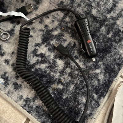 Griffin PowerJolt SE Fast 10W 4.5'' Coiled Car Charger built-in Cable for USB-C !