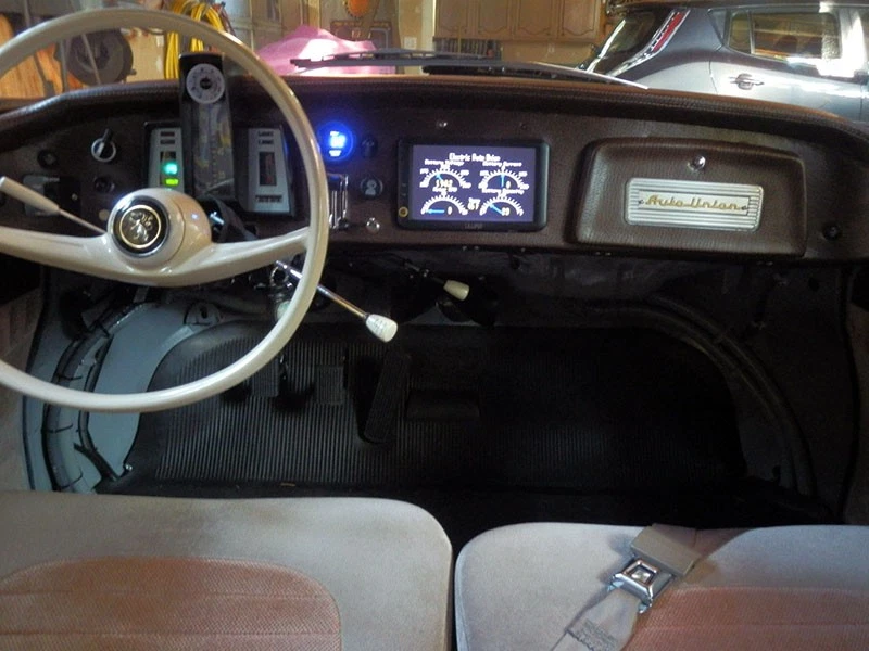 The past meets the future inside the 1000S cockpit.