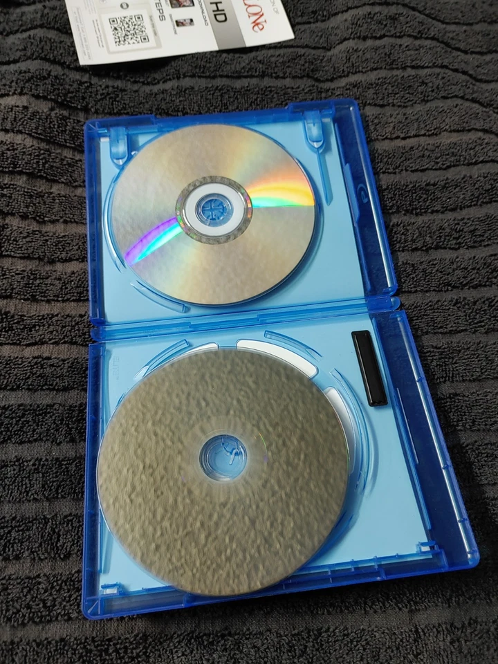 Home Alone Blu Ray DVD - Image 3 of 4