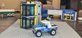 LEGO CITY: Bank & Money Transfer (3661)