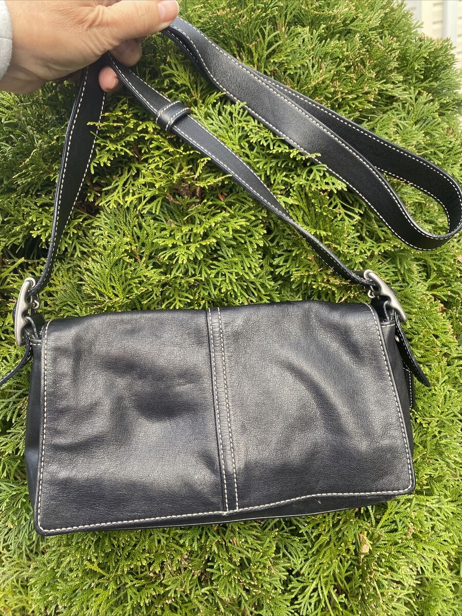 Coach East West Bag Black Leather Y2K Vintage Crossbody Mini Coach East West Bag Black Leather Y2K Vintage Crossbody Mini