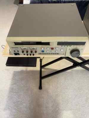 USED Panasonic AG-8700 Professional Recorder AG-8700E (DHL or