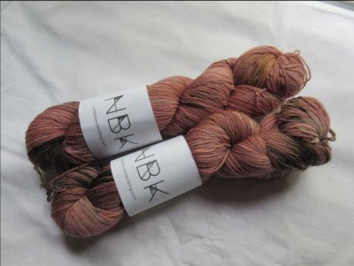 2 Stränge NBK Northbound Knitting Superwash Fingering DUMBO Wolle Sockenwolle