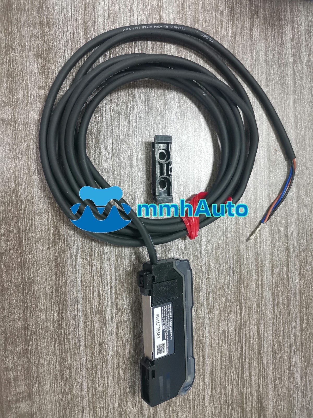 Brand new FSV21R 1pc Keyence Photoelectric Sensor Amplifier FSV21R new