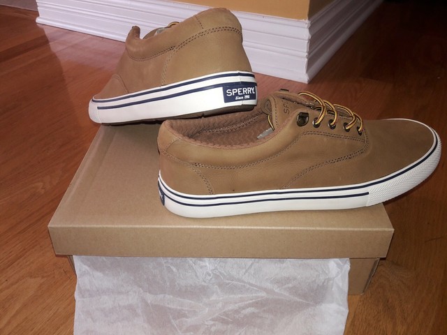 sperry wahoo white leather sneaker