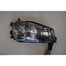 Feu avant (phare) Renault MAXITY