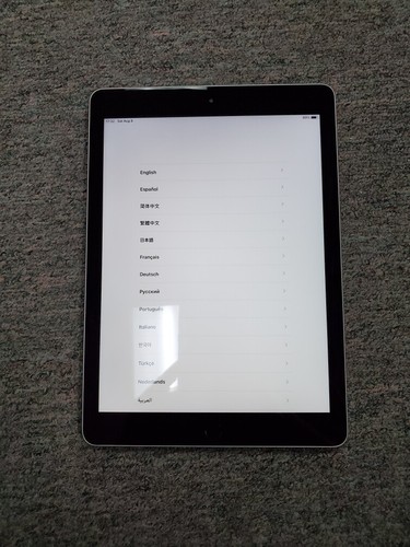 Apple iPad 5th Gen 128GB, Wi-Fi, 9.7" - Space Gray - Afbeelding 2 van 7