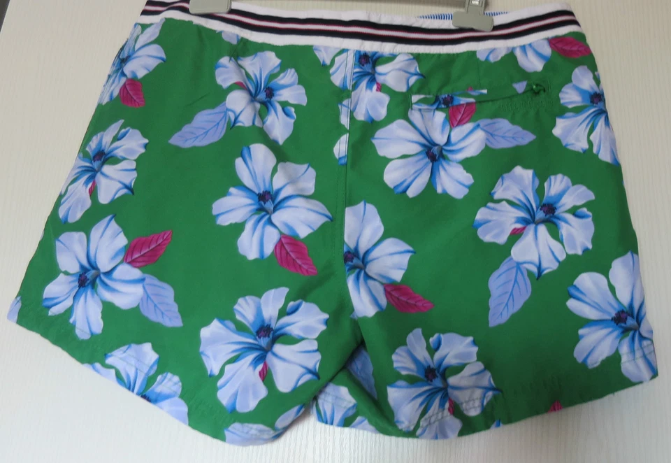 TOMMY HILFIGER SHORT DE BAIN HOMME TAILLE L TROPICS FLOWER VERT - Photo 2/4