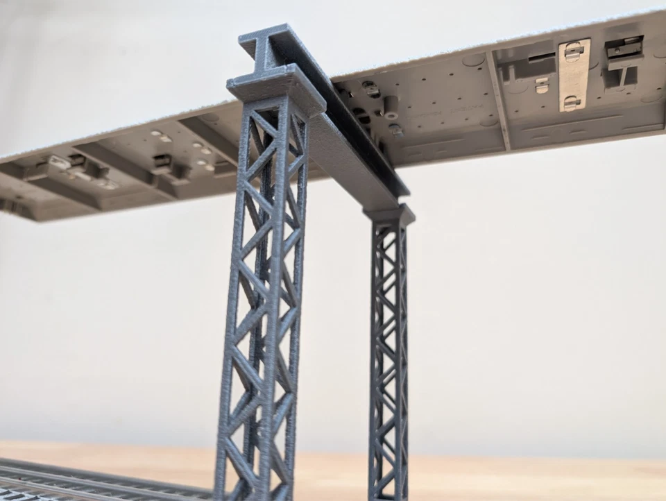 Trestles For Elevated Train For O Scale Lionel FasTrack - Package of 3 - Image 2 of 4