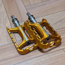 Wellgo pedal quick release gold