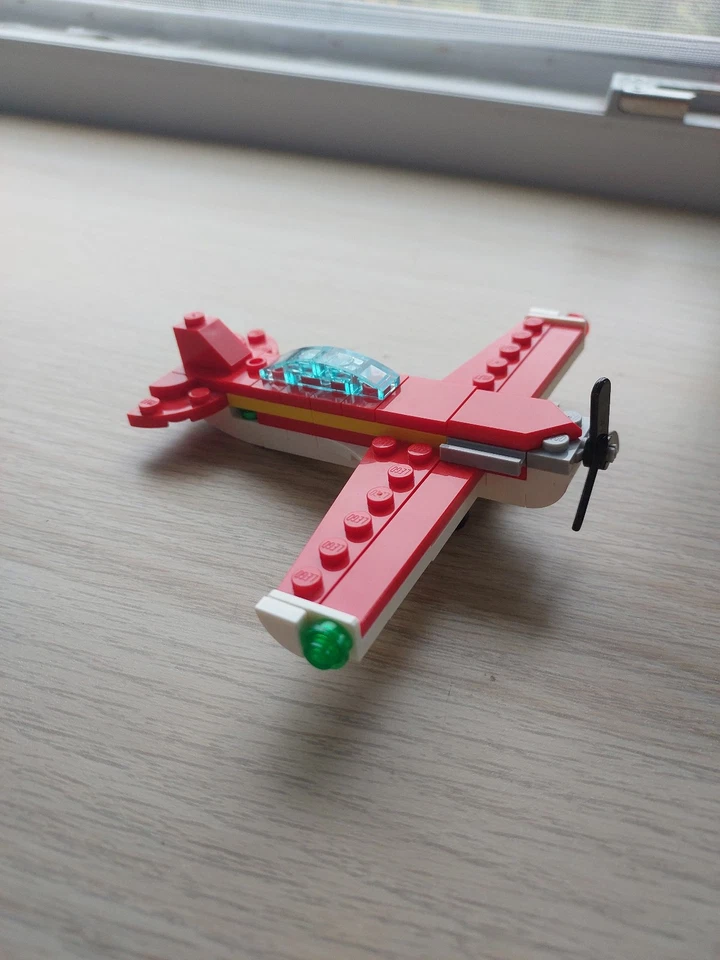 LEGO Creator 30669 Iconic Red Plane, Foto 1 von 2