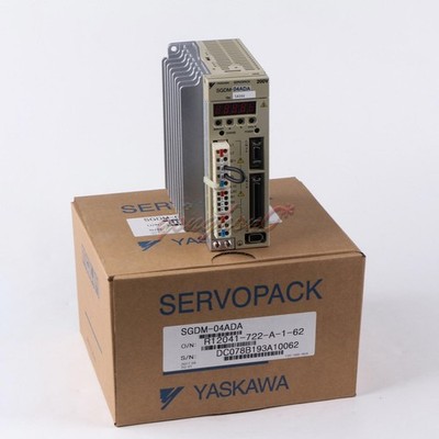 NEW   SGDM-04ADA Servo Drive ONE *uq