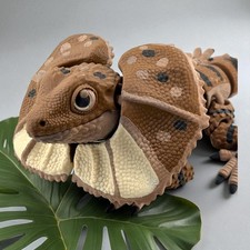 Frilled Lizard Dragon Figurine 12x6 Inch, 3D Printed Articulated Reptile, Brown