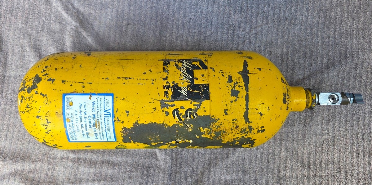 Vintage Scuba Tank with Healthways Valve - ICC-3A1800 - Dated 5-43