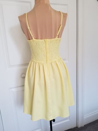 H&M DIVIDED Yellow Dress Lace Top Mini Fit&Flair Adjustable Straps Womens Sz4 - Picture 2 of 8