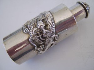 EARLY ANTIQUE CHINESE SOLID SILVER PEPPERETTE WITH DRAGON