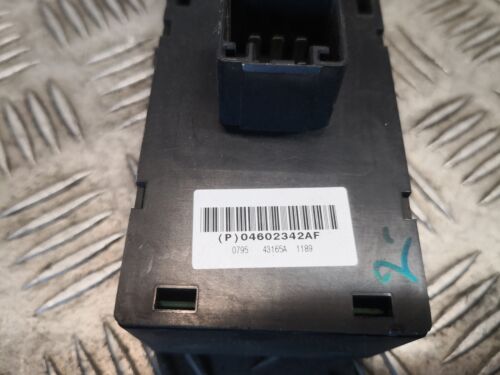 JEEP GRAND CHEROKEE III Front Driver Door Window Master Switch 04602342af - Picture 4 of 4