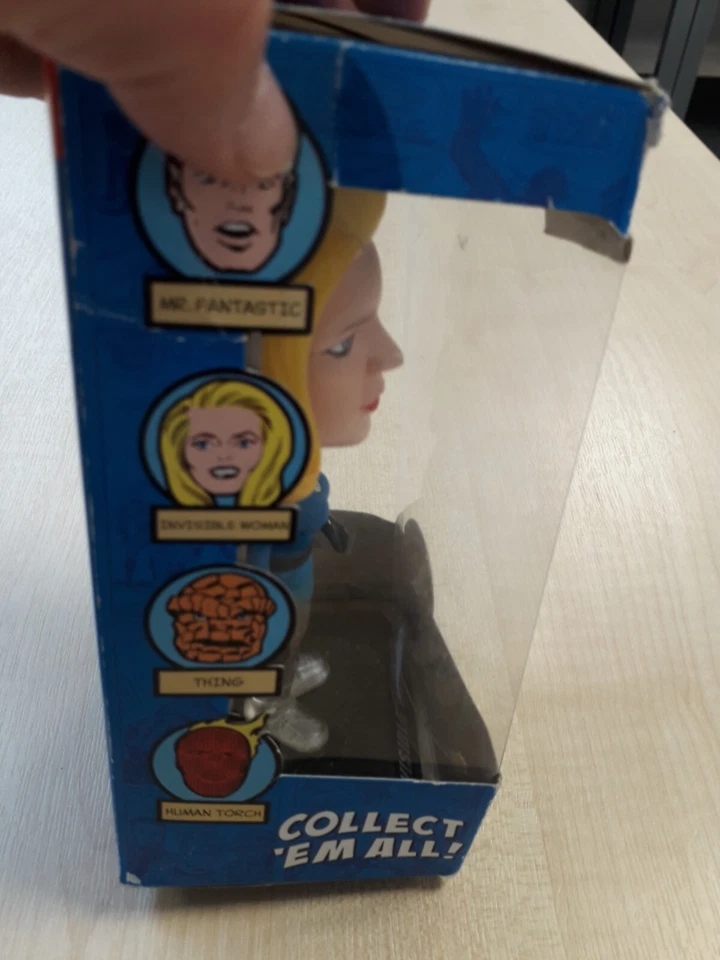 Marvel Wacky Wobbler Funko Cabeza Bobble Mujer Invisible 2009 Fantastic Four Foto 3 de 4