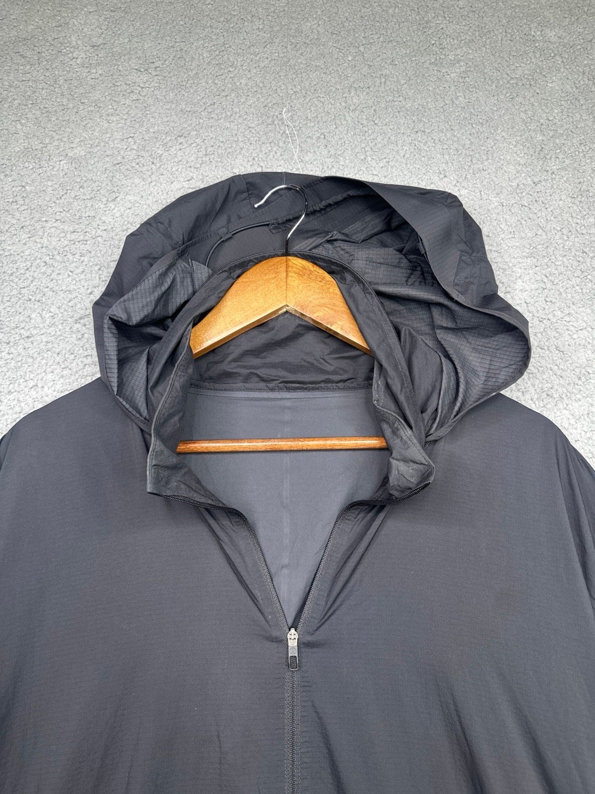 Lululemon Active Jacket second release water repe… - image 2