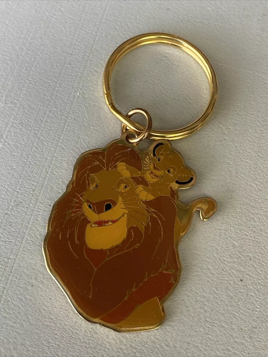 The lion deals king keychain