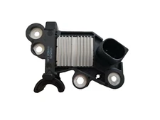 New Alternator Voltage Regulator 0 272 220 839, IB0839