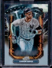 2025 Topps Chrome Cosmic #ET-1 Aaron Judge Extraterrestrial Talent Refractor
