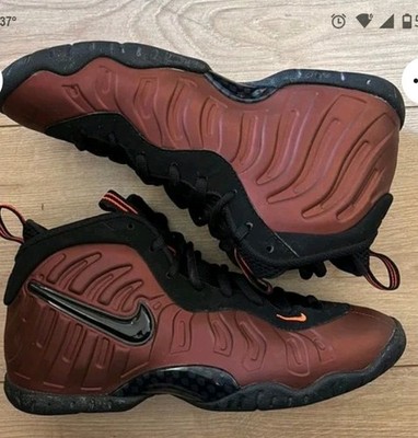 Nike Air Foamposite Pro Color Shift Crimson  7Y/8.5 women.  pre owned.  No Box
