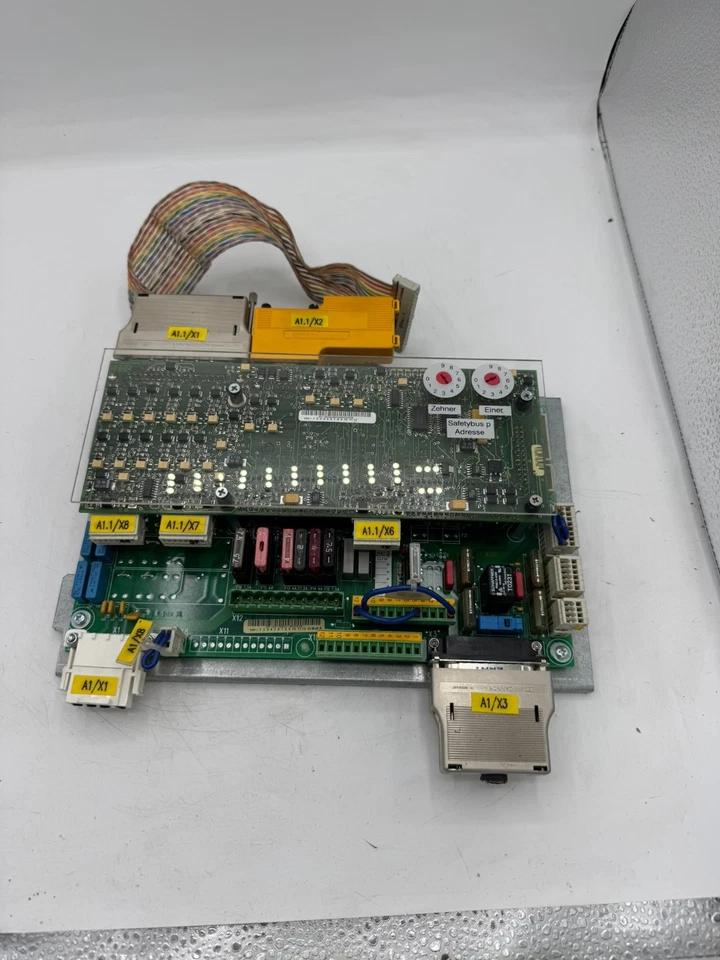 KUKA 00-113-306 0018 / ESC-CI V1.50 / Safety Bus Gateway 2.20 (Used) B102 - Image 2 of 4