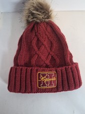 Hogwarts Harry Potter BEANIE cable knit acrylic red w/ faux fur pom pom fleece