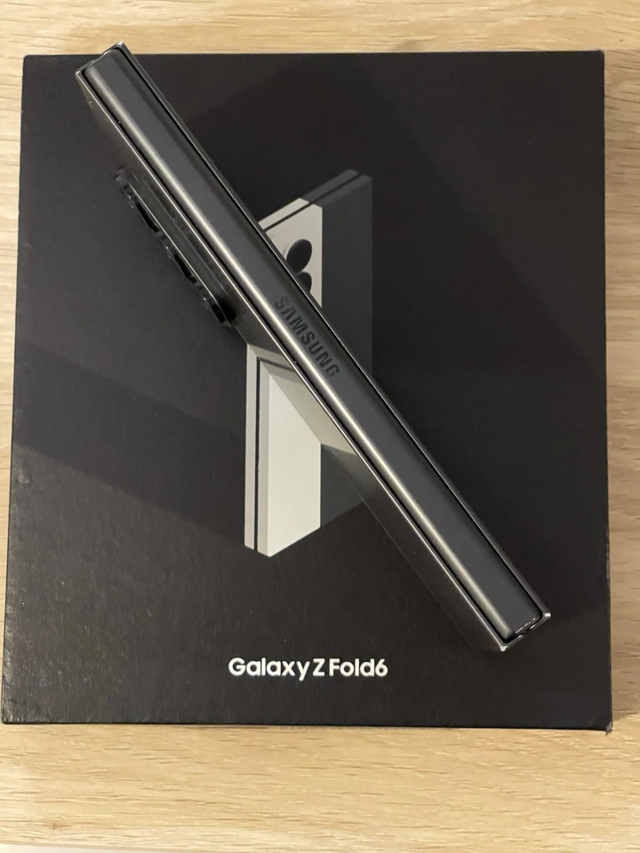 Samsung Galaxy Z Fold6 · 256GB, photo 3 of 5