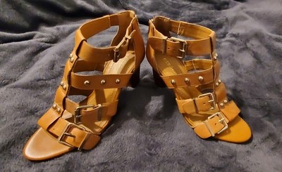 BCBGeneration Women's Strappy Buckle 3'' Heel Sandals Leather Upper Size 8.