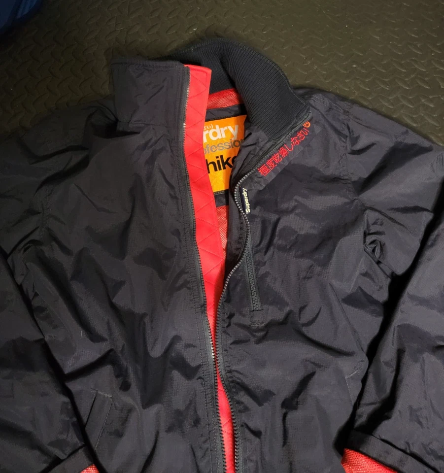 Superdry Hombre Chaqueta Profesional The Windhiker, Nylon Cortavientos, Azul, Med Foto 4 de 4