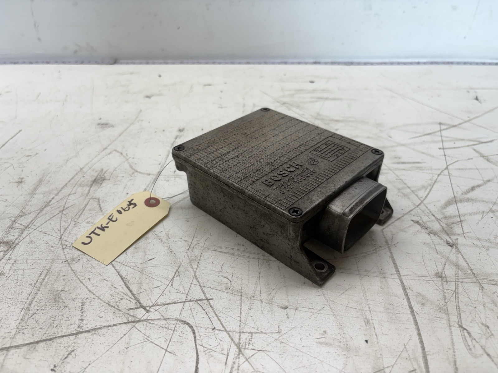 Bosch 0.227.100.008 Ignition Control Module